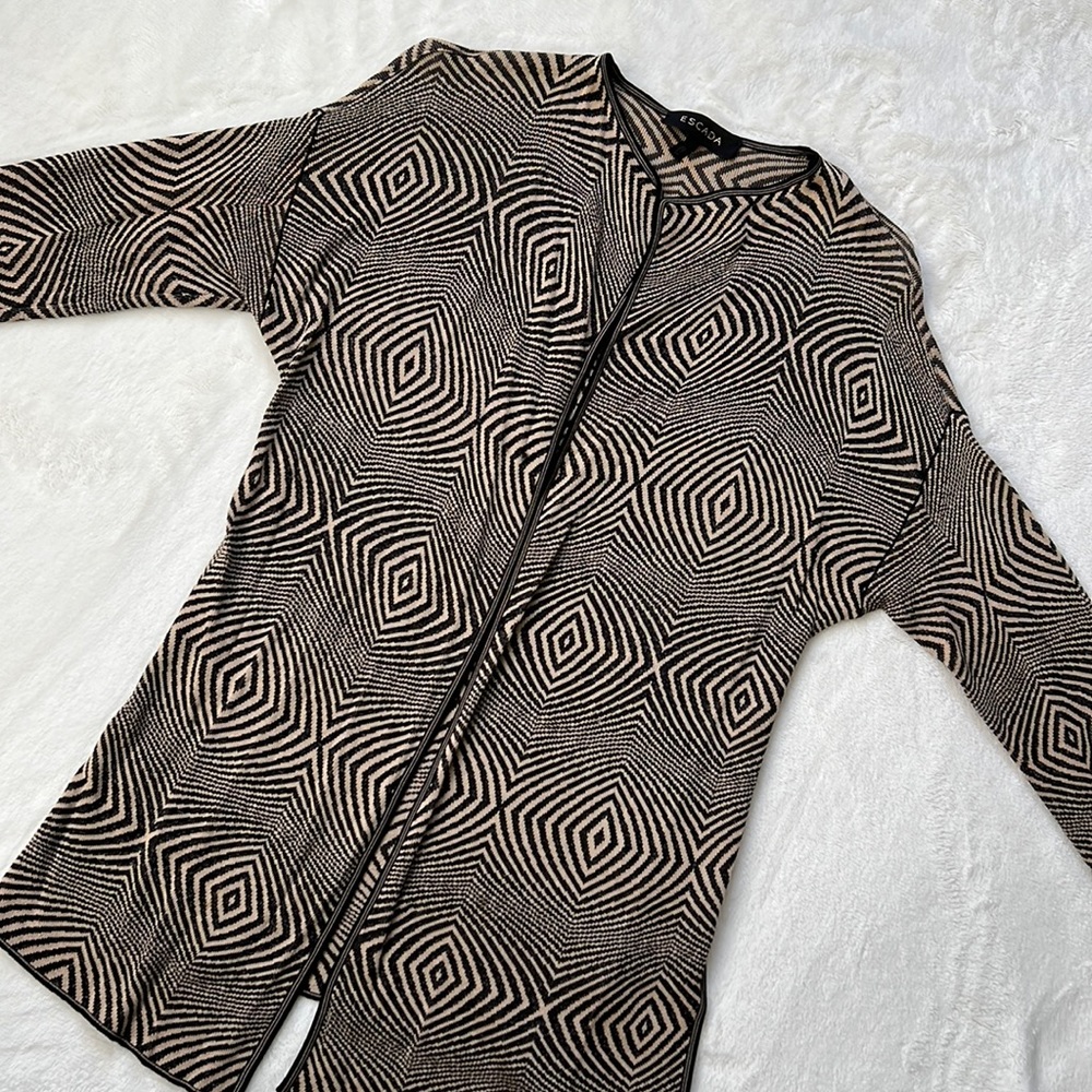 - Escada print open cardigan